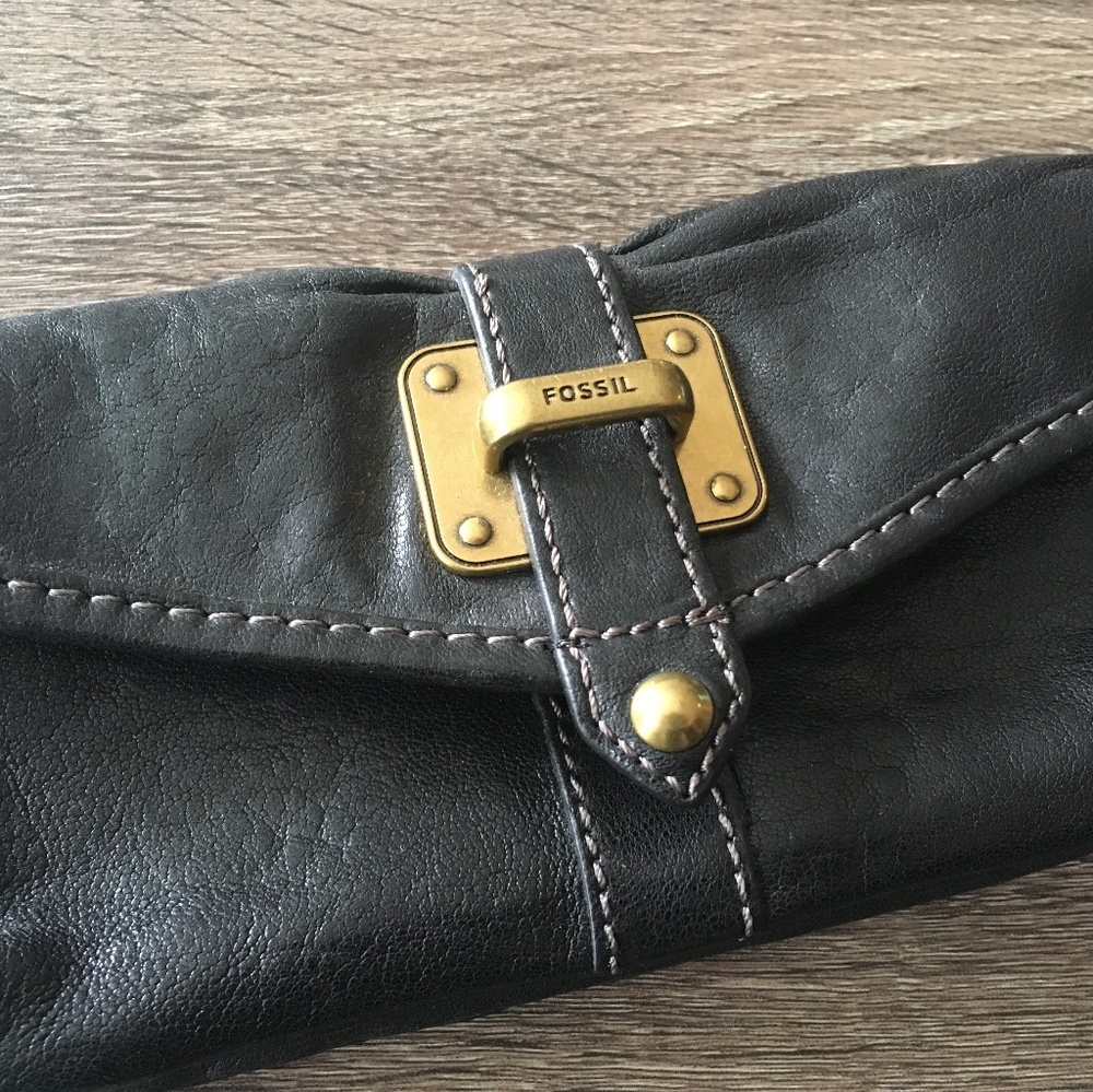 Fossil wallet, brand new